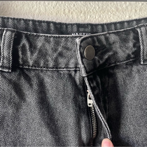 Nasty Gal Baggy Denim Shorts Women’s 10 Black Stonewashed High Waisted Cotton - Picture 5 of 12